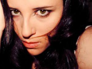 img_como_marcar_los_pomulos_con_maquillaje_19159_300