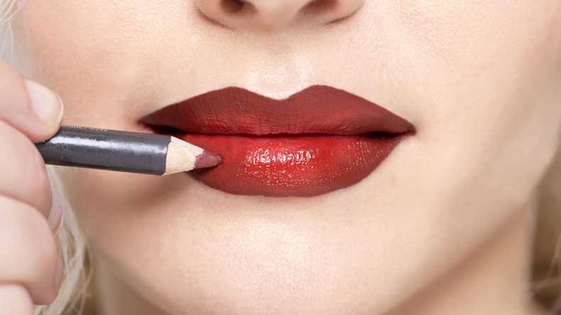 pasos para Delinear tus labios