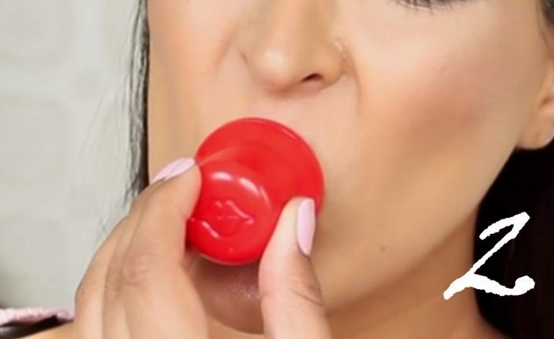 secretolabiosKylieJenner2