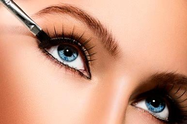 Delianear Ojos Con Maquillaje