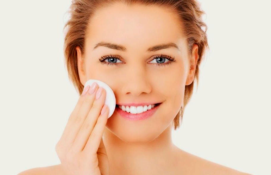 comenzar con el maquillaje de noche