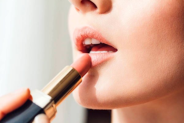 Labial para maquillaje de noche