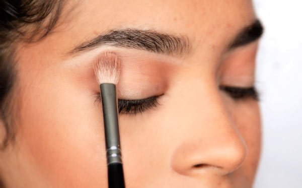 Ilumina el Arco de tus Ojos